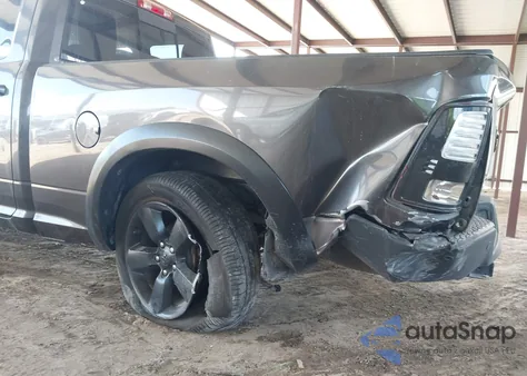 2019 Ram 1500 Classic Warlock 4X2 6'4 Box z USA, uszkodzony, nr VIN 1C6RR6GG4KS676176